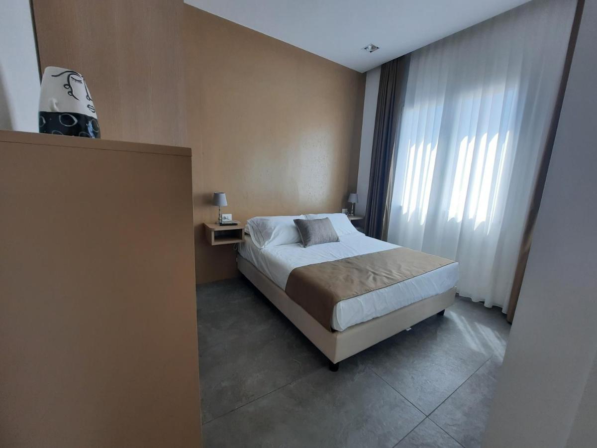 Bed And Breakfast Villa Tota Καταντζάρο Εξωτερικό φωτογραφία