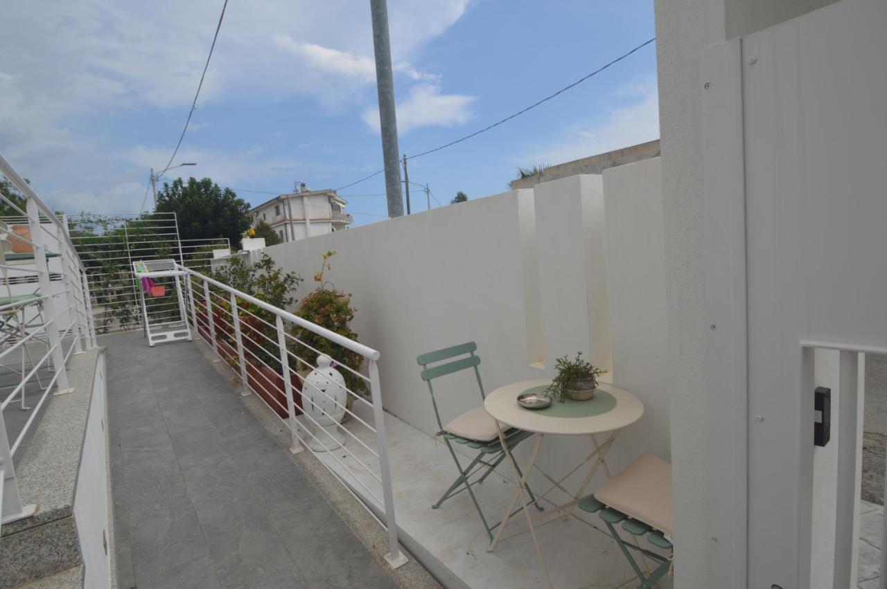 Bed And Breakfast Villa Tota Καταντζάρο Εξωτερικό φωτογραφία