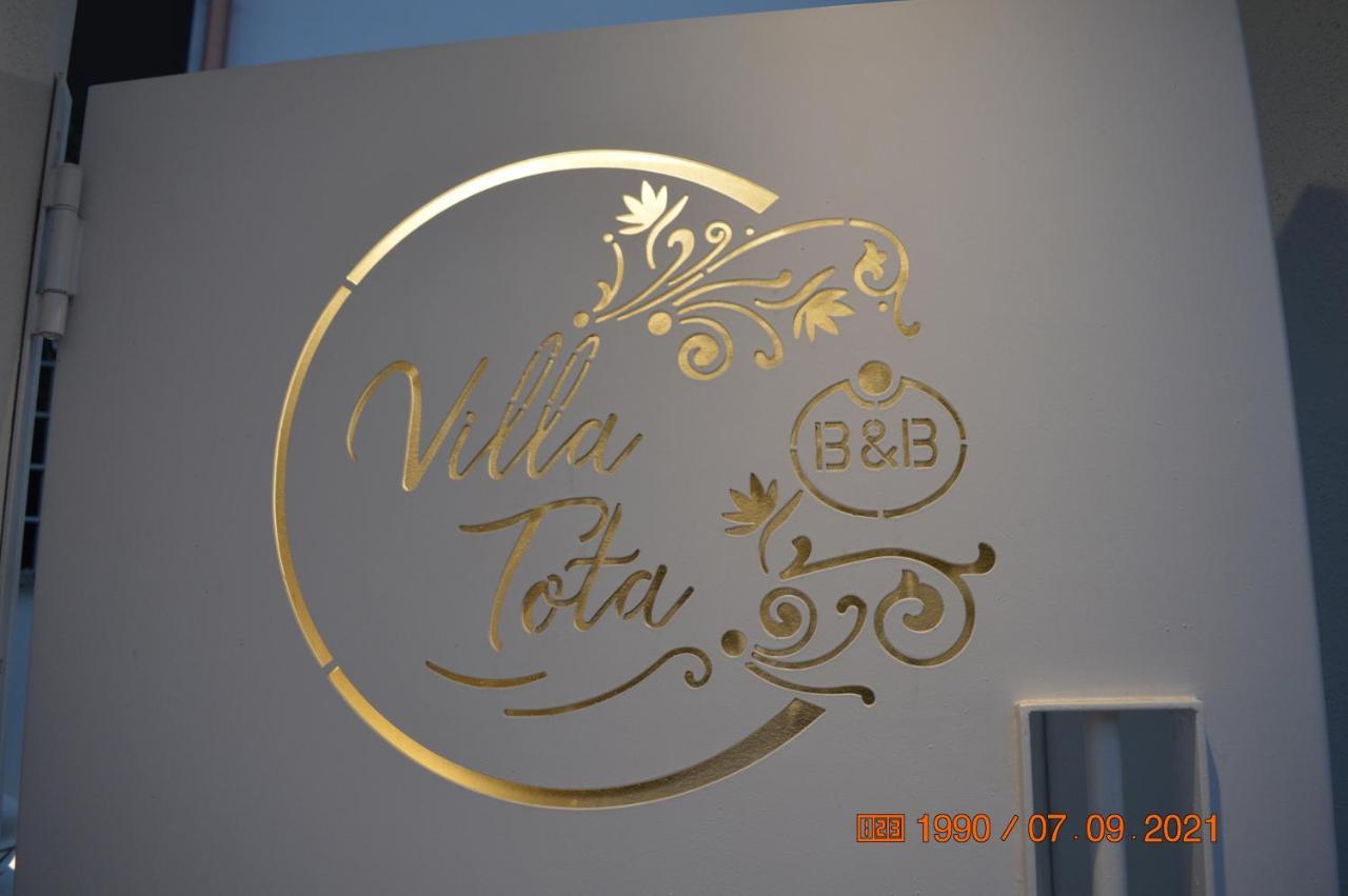 Bed And Breakfast Villa Tota Καταντζάρο Εξωτερικό φωτογραφία