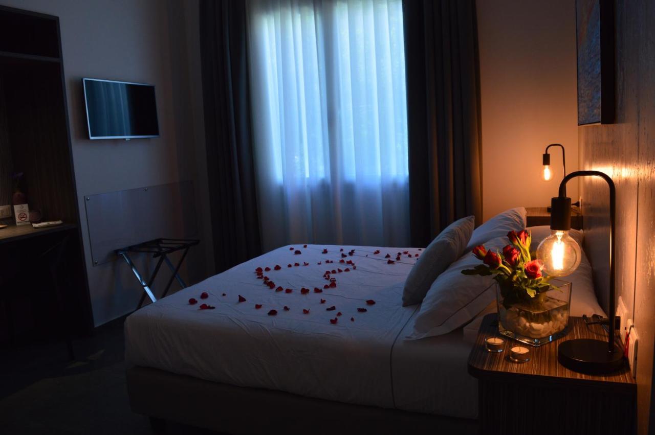 Bed And Breakfast Villa Tota Καταντζάρο Εξωτερικό φωτογραφία
